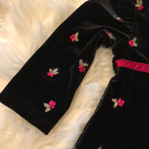 Circo Black Velvet Dress Embroidered Roses 12M - Picture 2 of 16